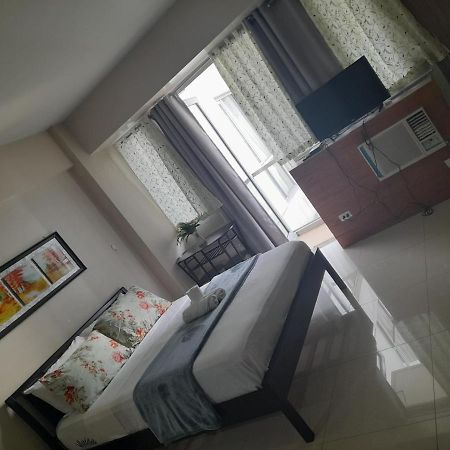 One Palm Tree Villas-Kenzie Place Terminal 3 Airport マニラ市 エクステリア 写真